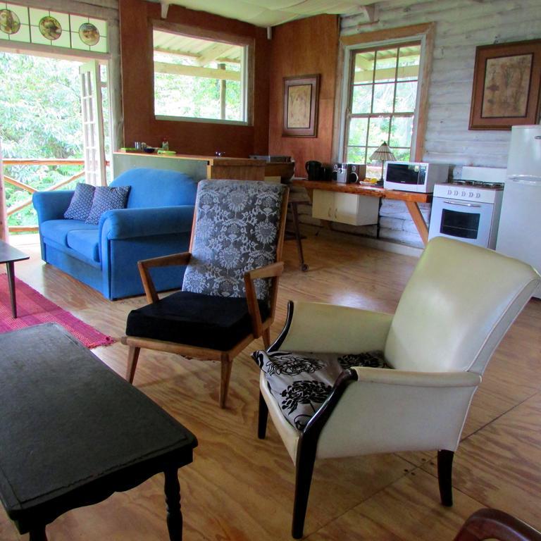 Old Pine Cabin Karkloof Yarrow Extérieur photo
